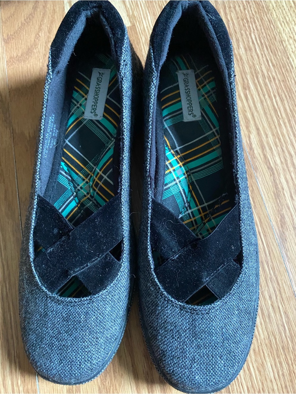 Grasshoppers Black & Gray Tweed Cross-Strap Flats